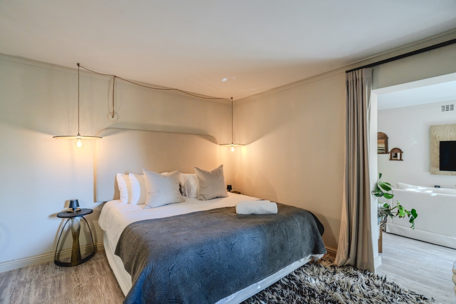 To Let 2 Bedroom Property for Rent in Camps Bay Western Cape